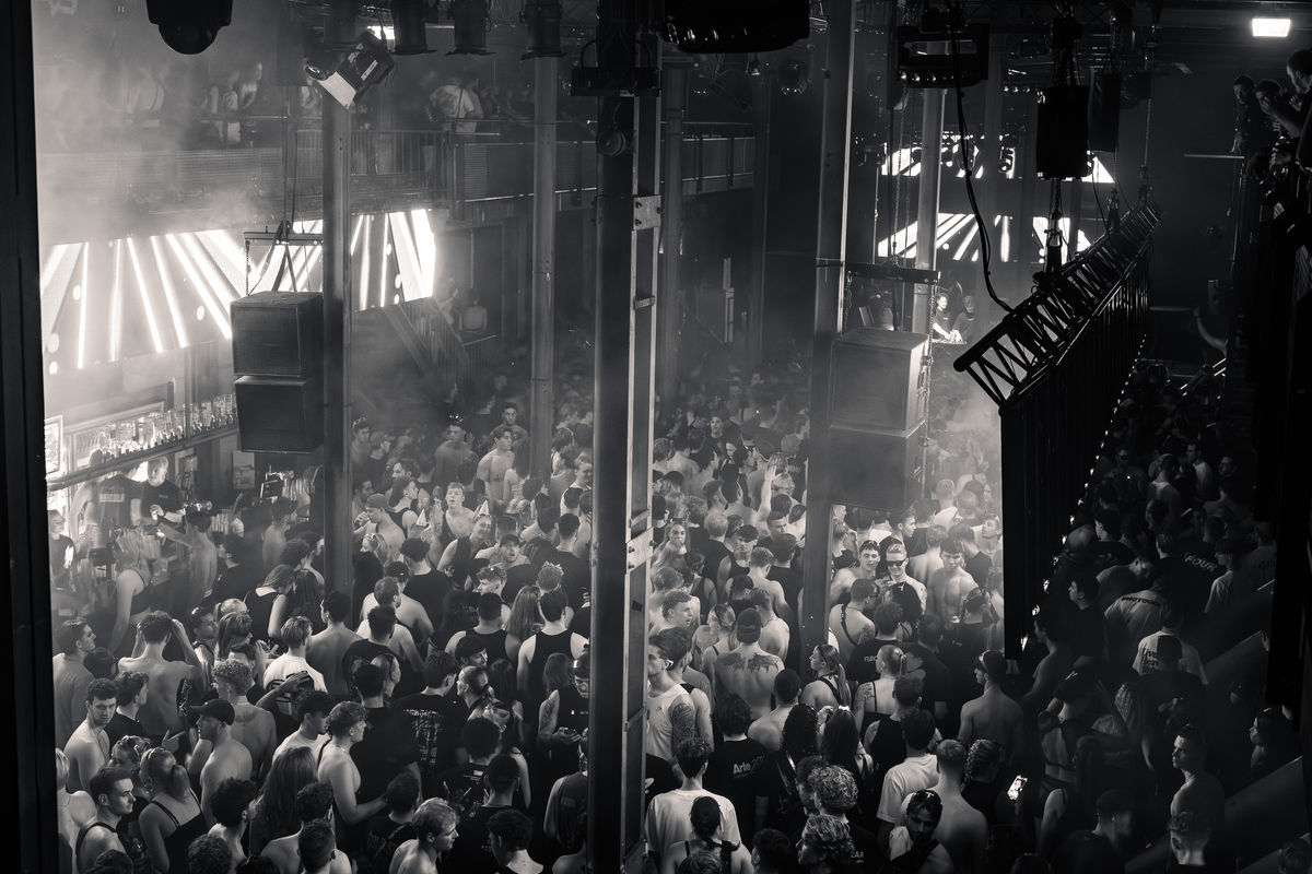 Loading... just a sec